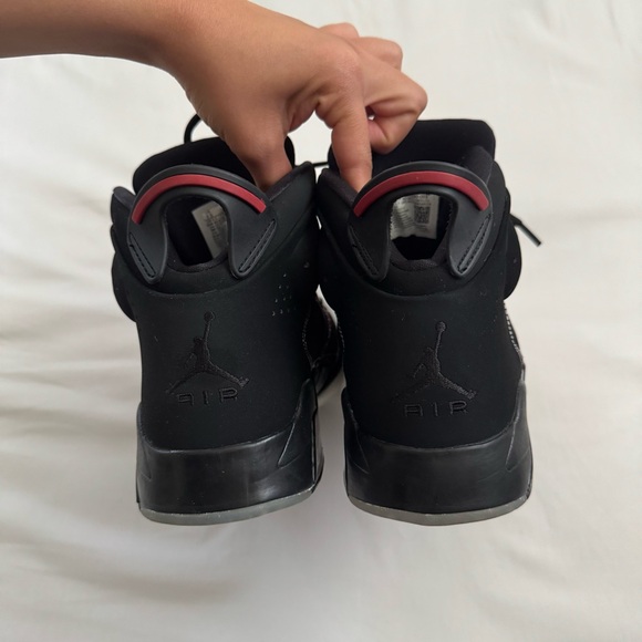 Air Jordan (size 7.5) unisex men’s 6-17-23 Black/University Red Noir/rouge shoes - Picture 7 of 9